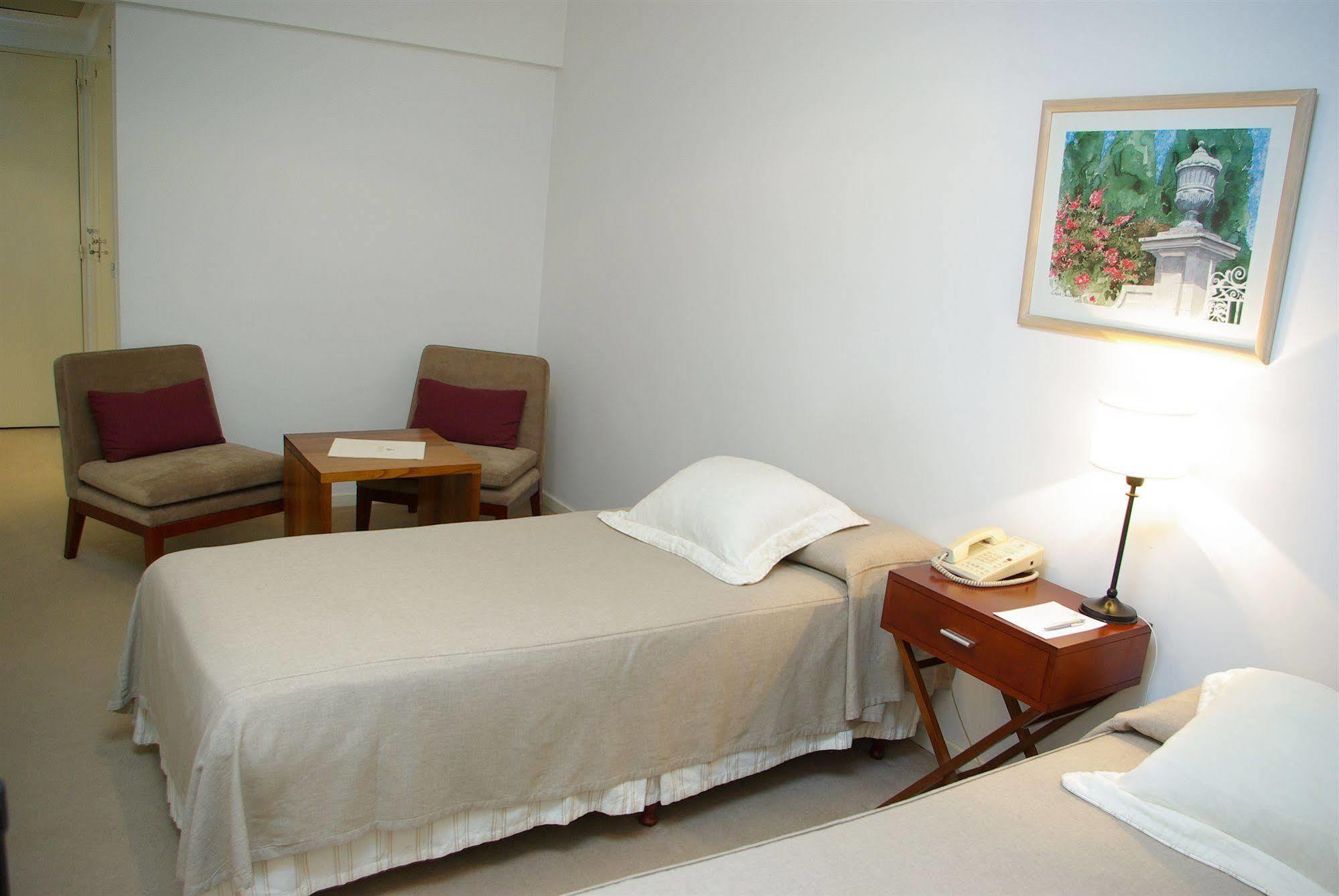 Loi Suites Arenales Buenos Aires Eksteriør billede