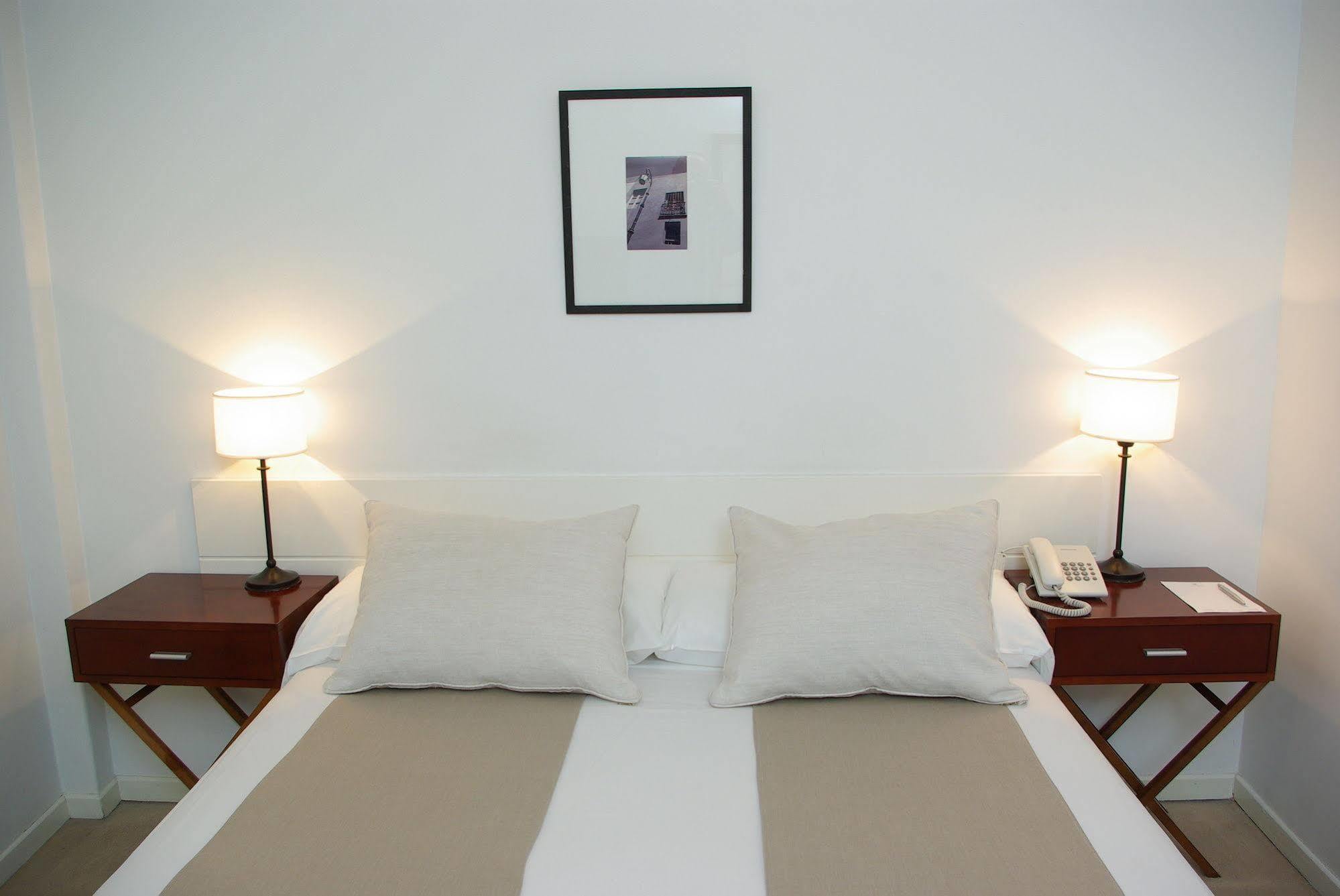 Loi Suites Arenales Buenos Aires Værelse billede