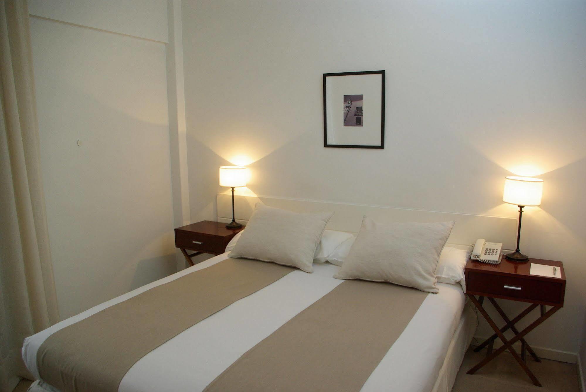 Loi Suites Arenales Buenos Aires Eksteriør billede