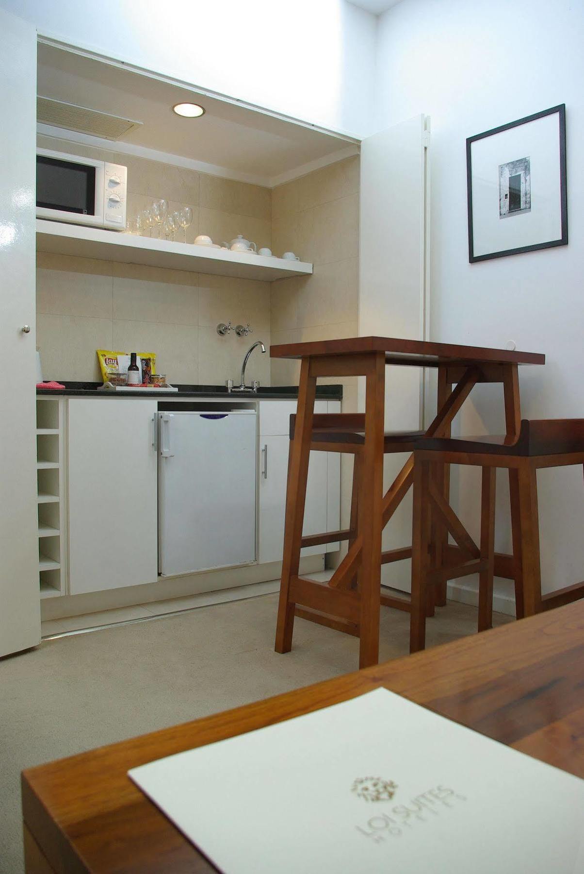 Loi Suites Arenales Buenos Aires Eksteriør billede